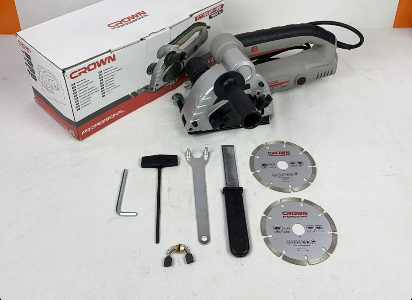 Reinureuse electrique crown 1500w CT13525 - الصورة 3