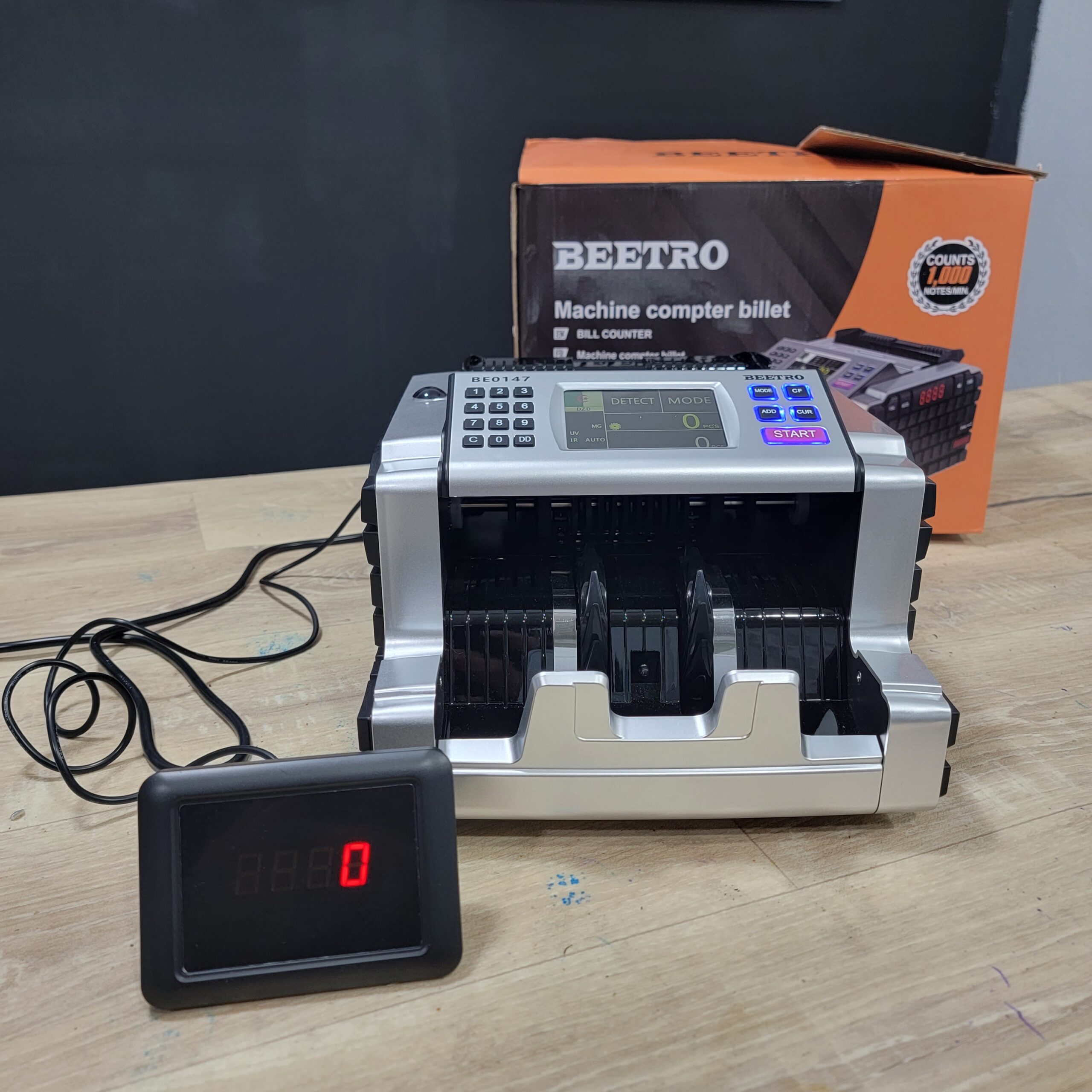 آلة حساب النقود و كشف التزوير متعددة المهام/bill counter be 147 TKT