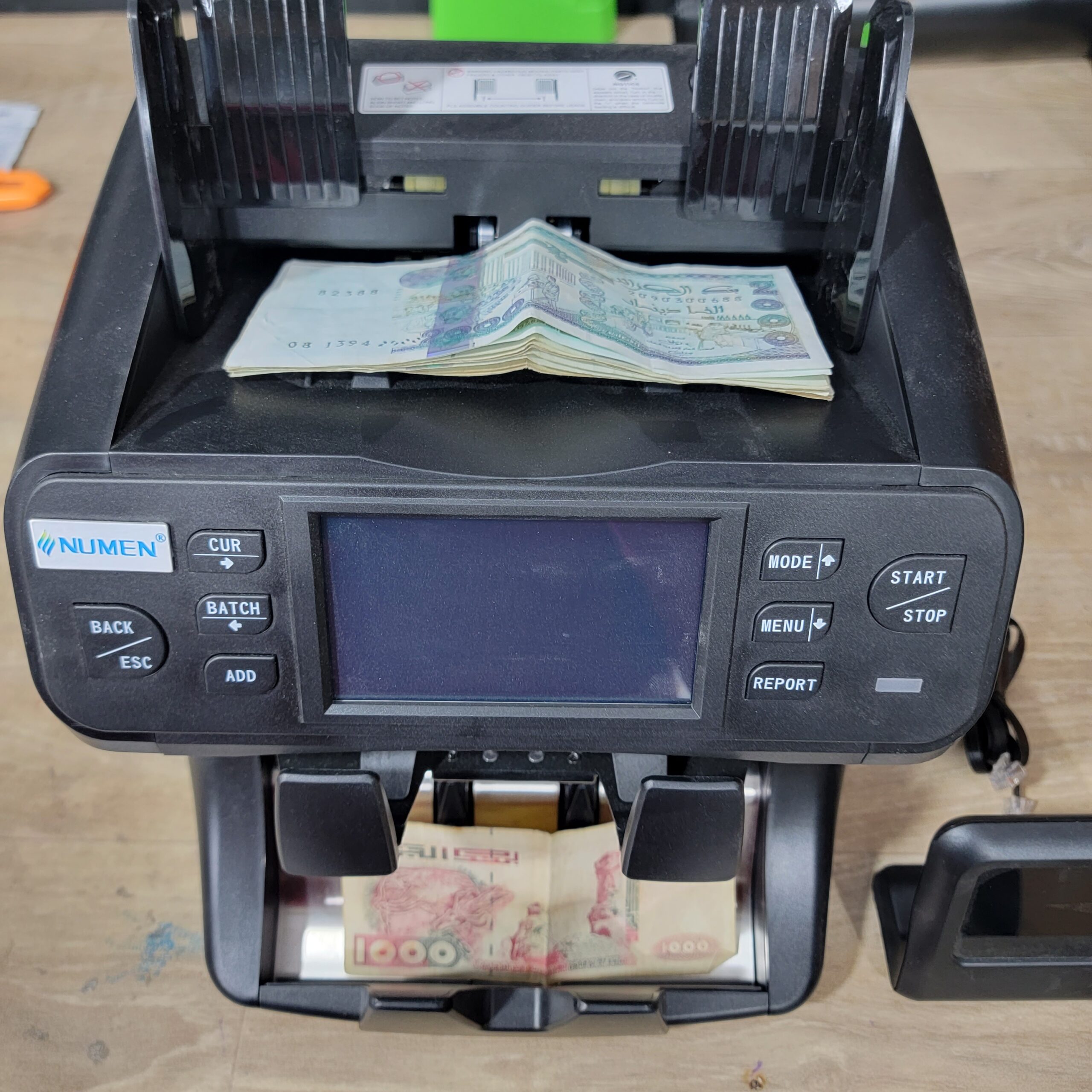 Compteuse des billet numen SH-208C - الصورة 3