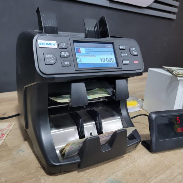 Compteuse des billet numen SH-208C
