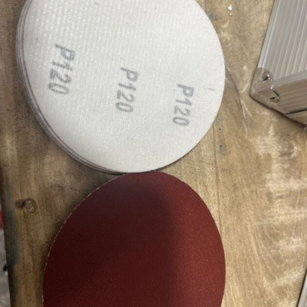 PAPIER VERT SCRATCH 115MM NUM 120