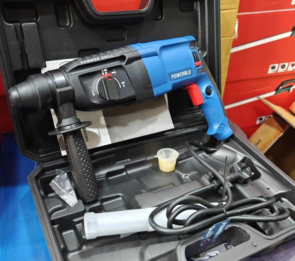 Marteau Perforateur SDS-Plus POWERBLU 800W YAE2253