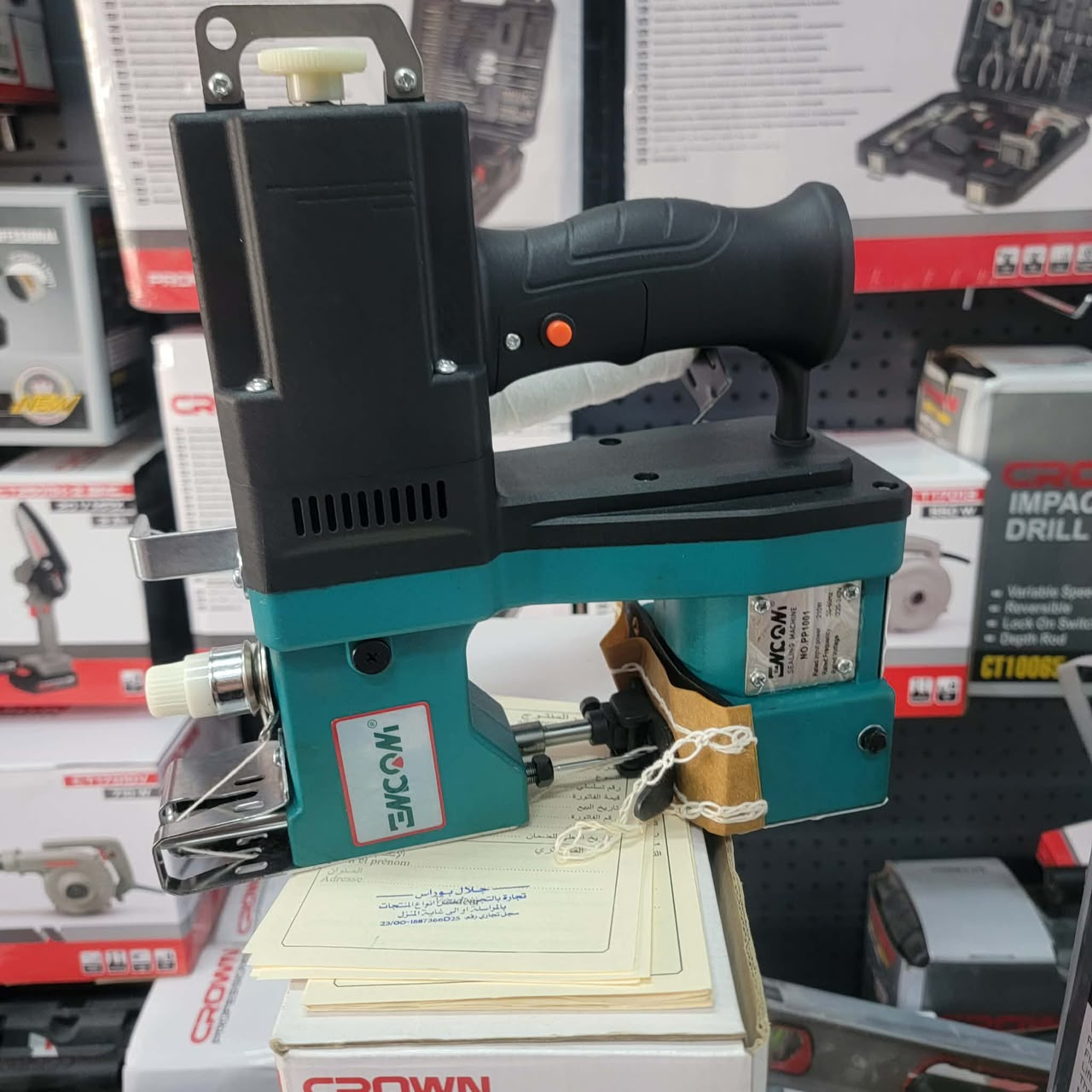 Machine à coudre les sacs portative EMCOM PP1001 210W - الصورة 3