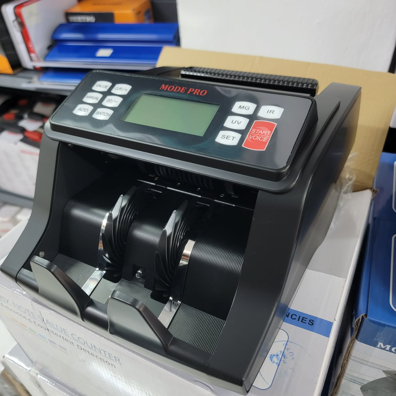 Compteuse de billets MODE PRO R801LCD professionnel - الصورة 3