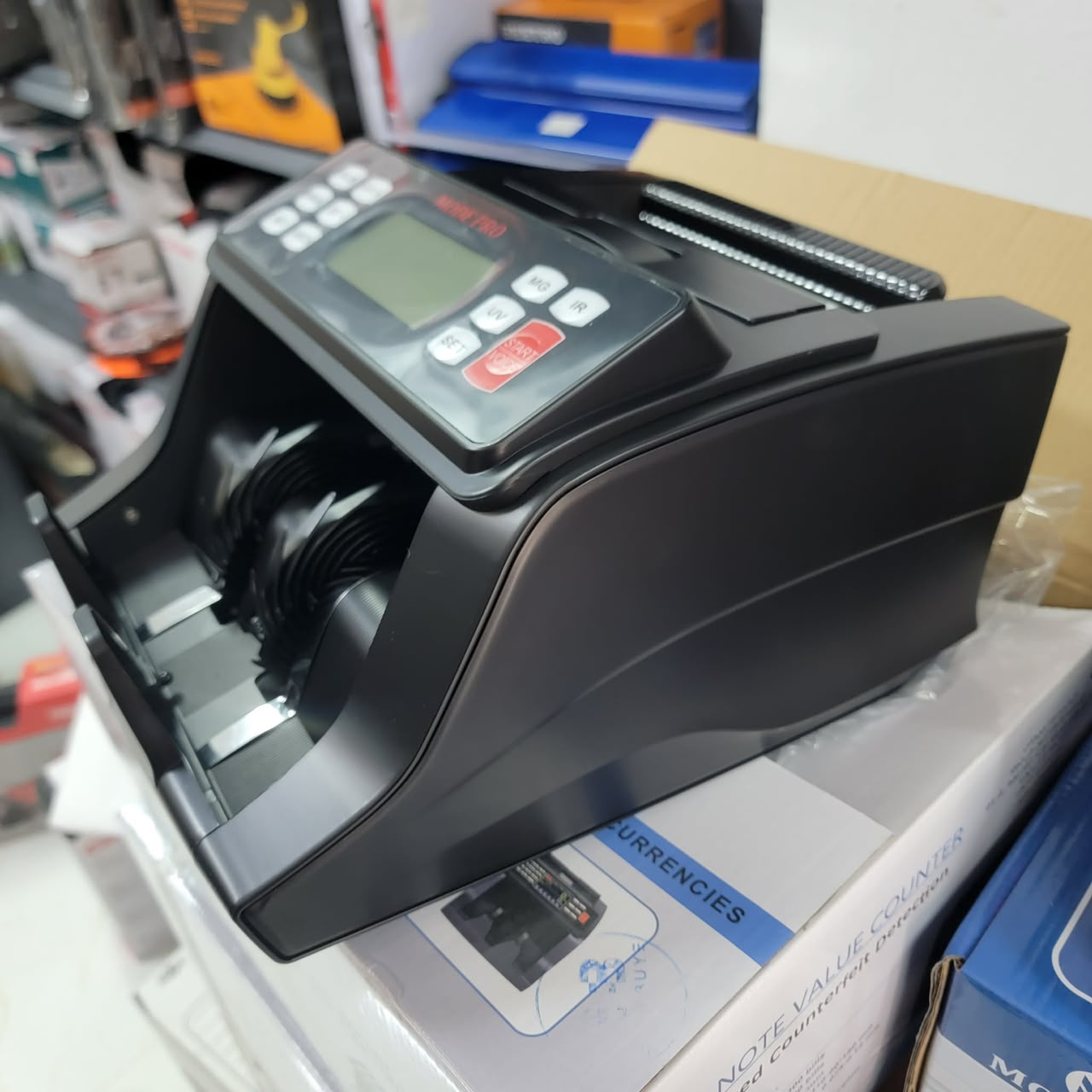 Compteuse de billets MODE PRO R801LCD professionnel - الصورة 4